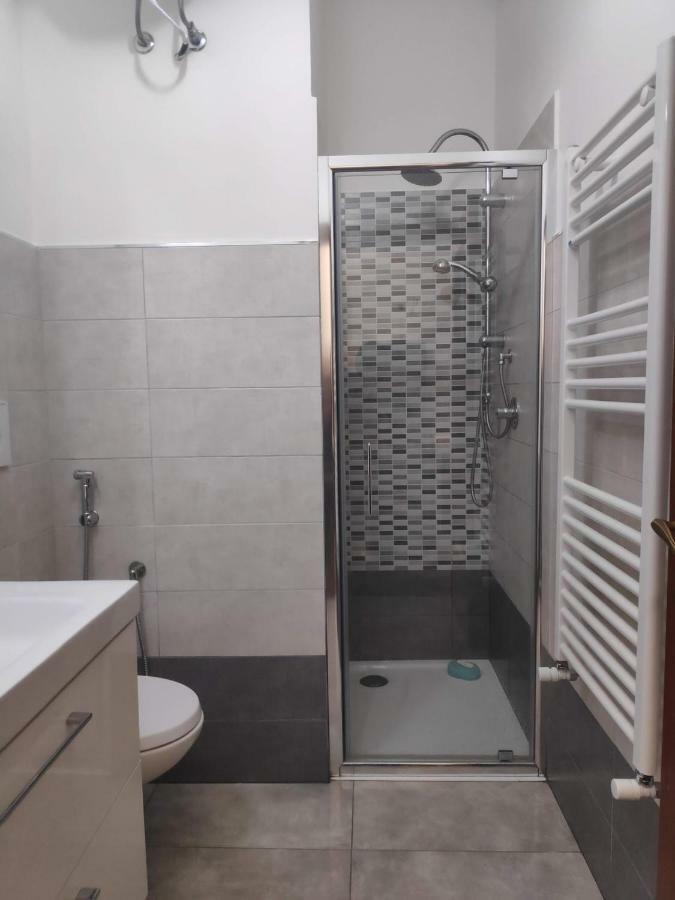 White House Hotel Bari Bagian luar foto